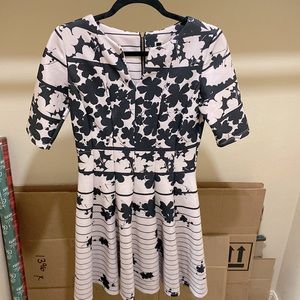 Floral Cocktail Dress Size 6 by Julian Taylor